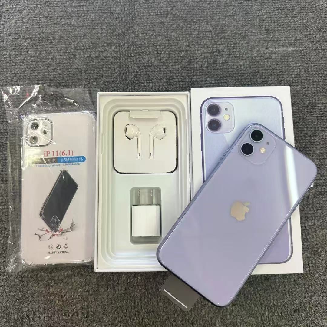 iPhone 11 photo 6