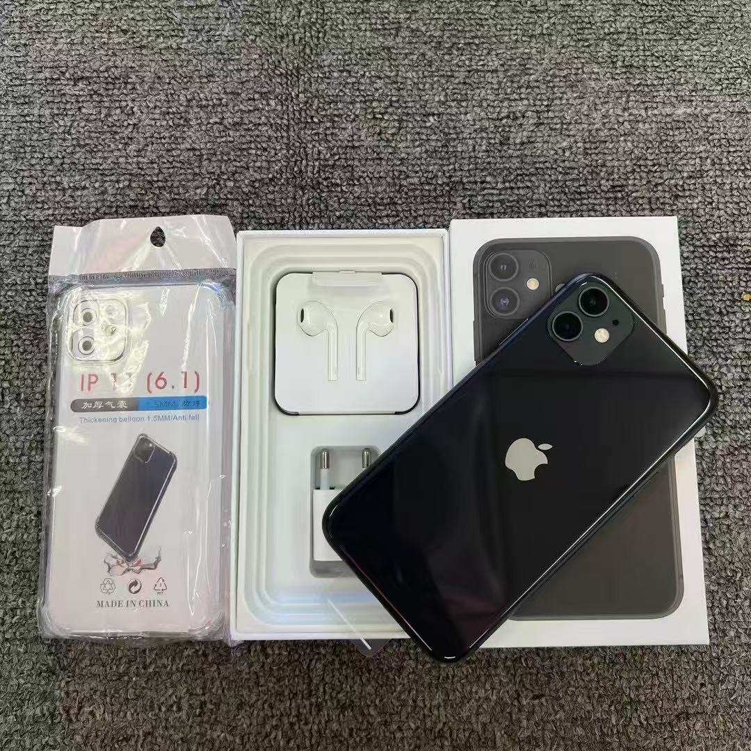 iPhone 11 photo 5