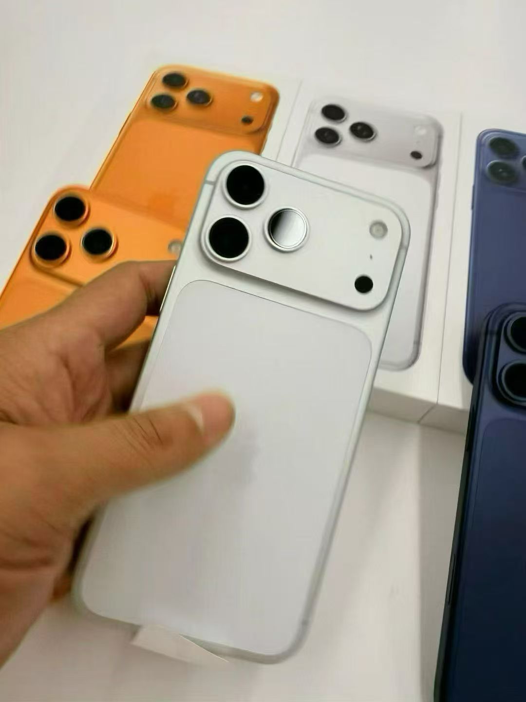 iPhone 17 Pro Max photo 3