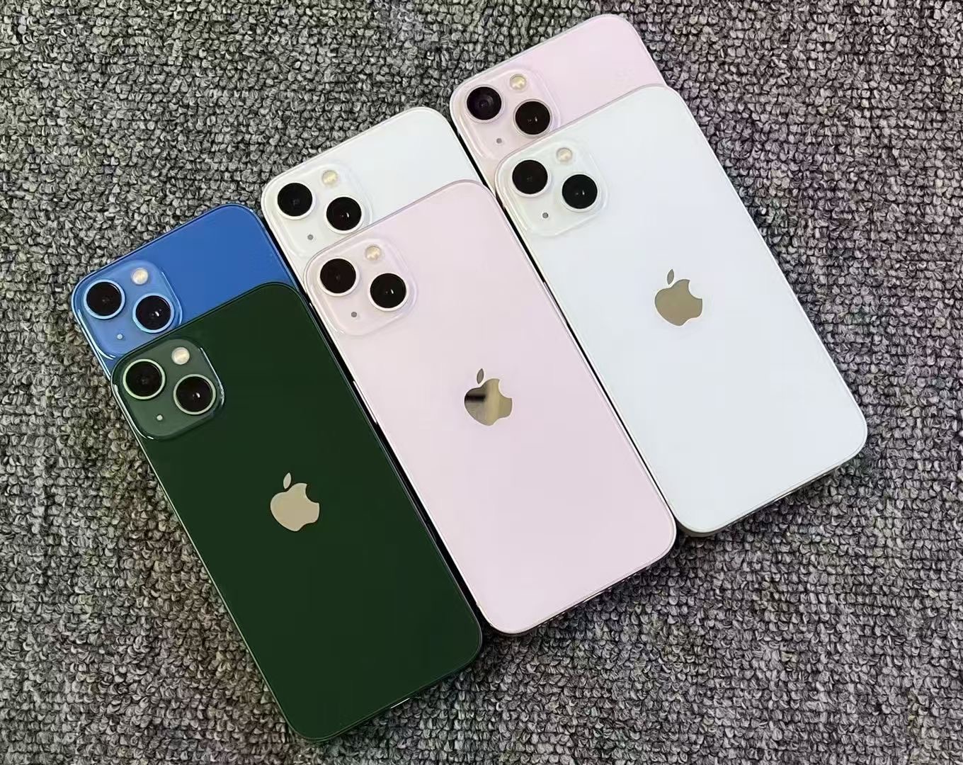 iPhone 13