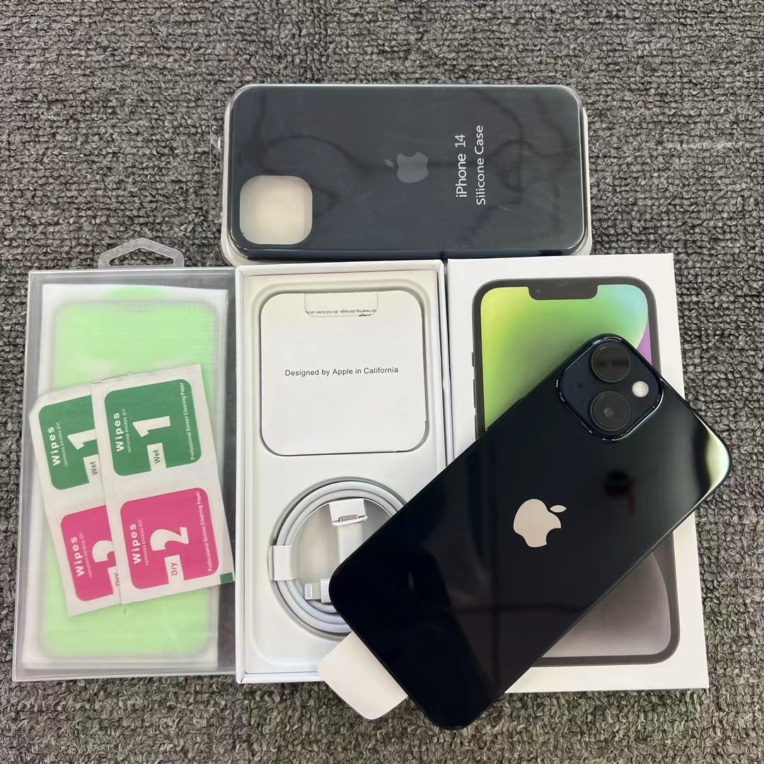 iPhone 14 photo 2