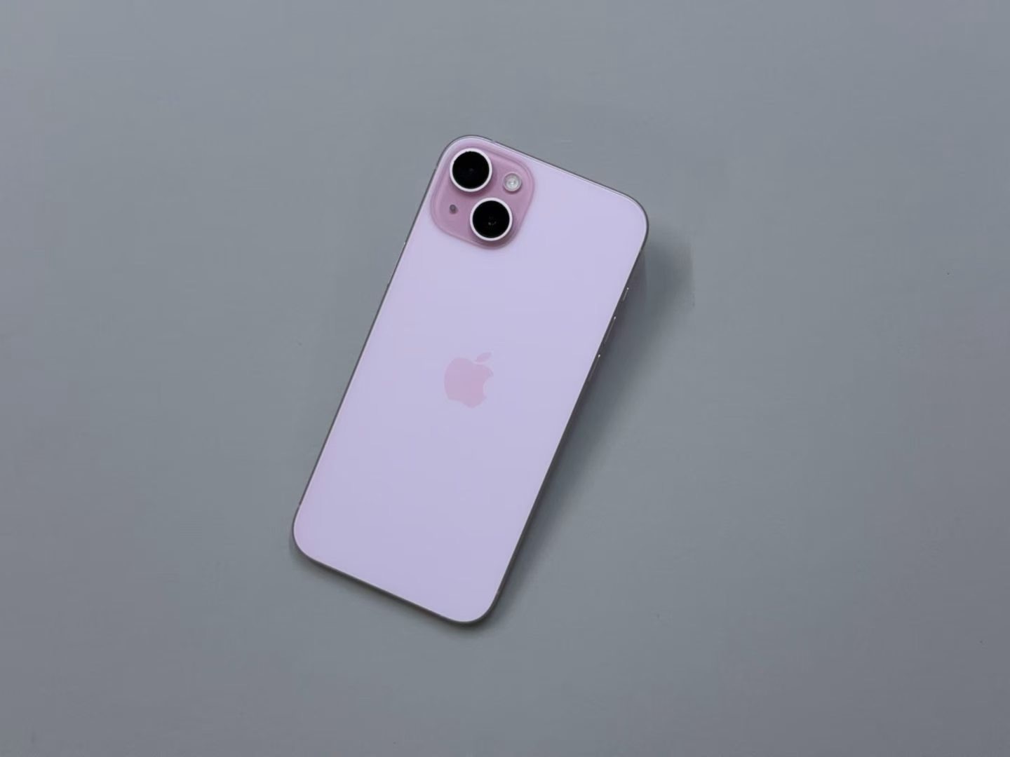 iPhone 15 Plus