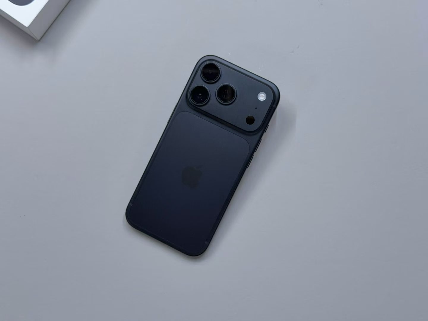 iPhone 18 Pro photo 2