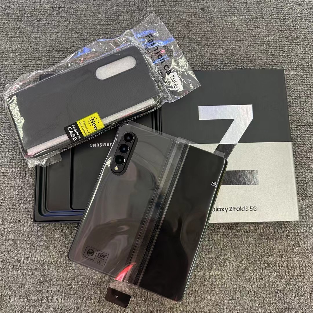Samsung Galaxy Z Fold3