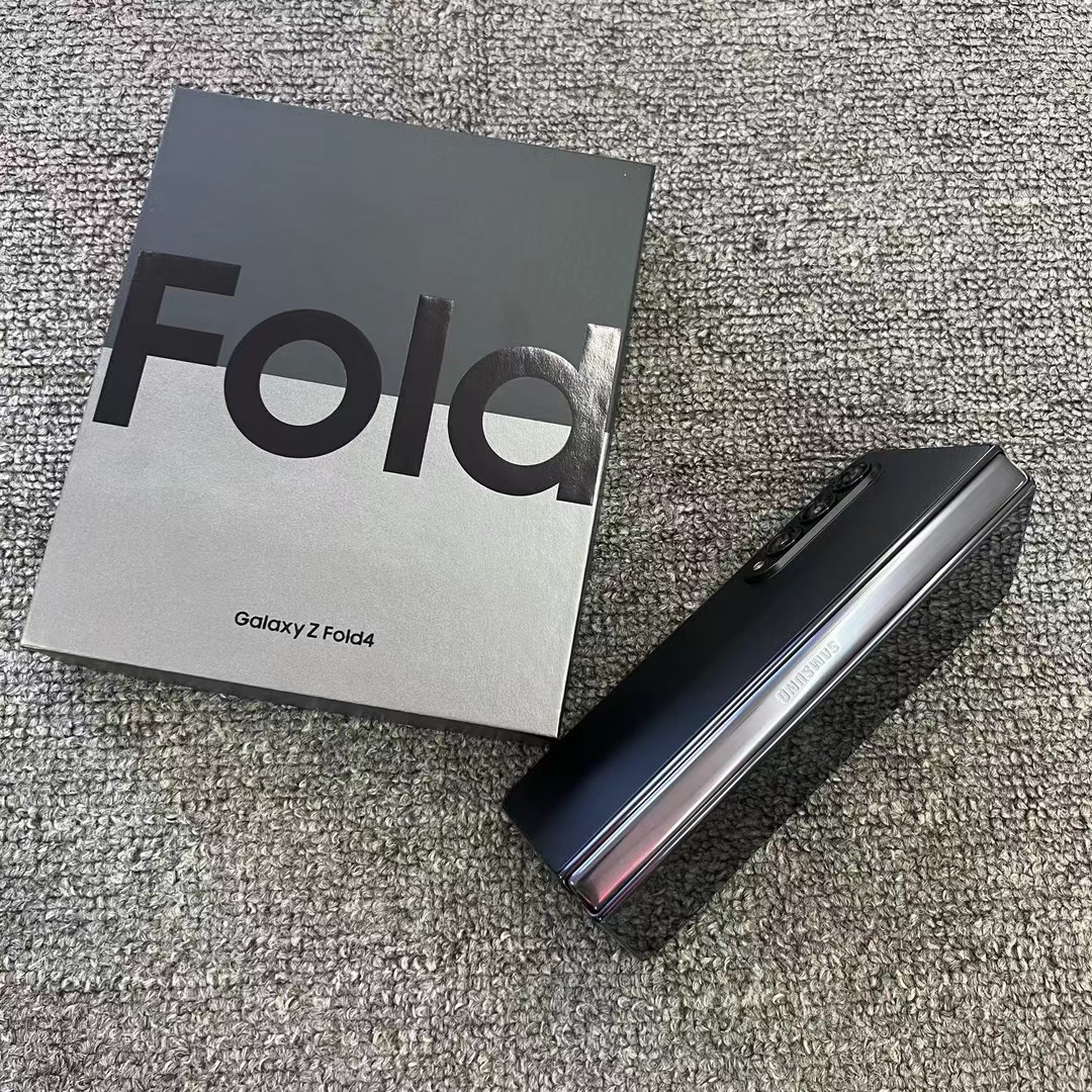 Samsung Galaxy Z Fold4 photo 5
