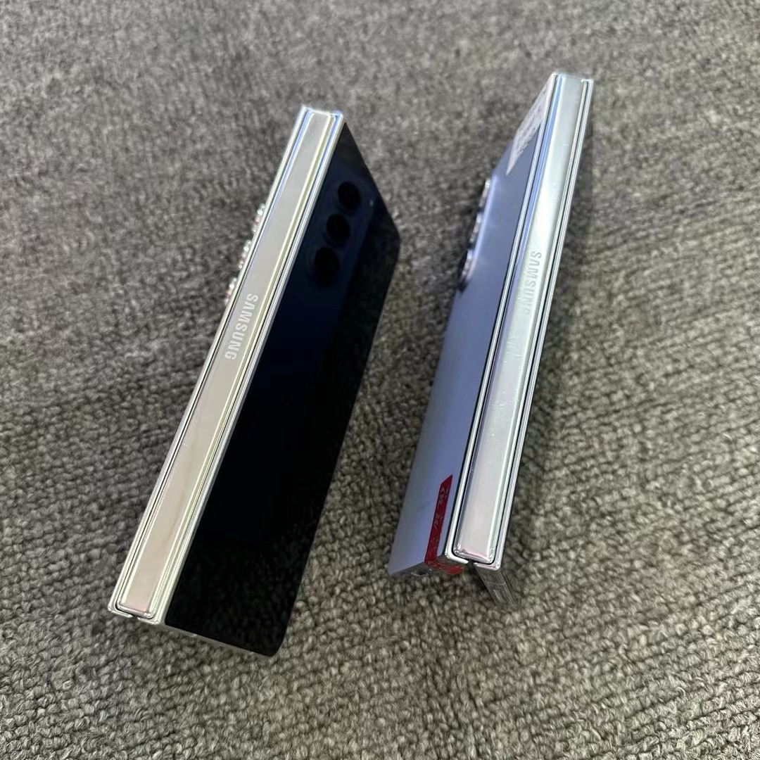 Samsung Galaxy Z Fold5 photo 4
