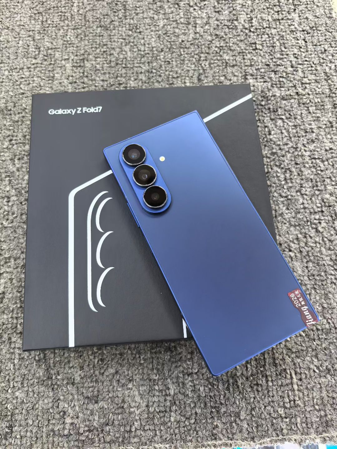 Samsung Galaxy Z Fold7 photo 3
