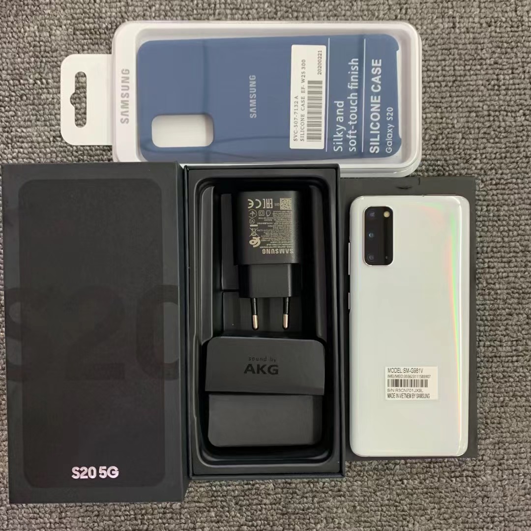 Samsung Galaxy S20 photo 2