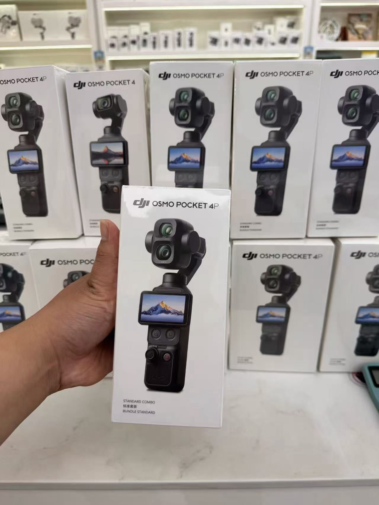 DJI Osmo Pocket 4 photo 3