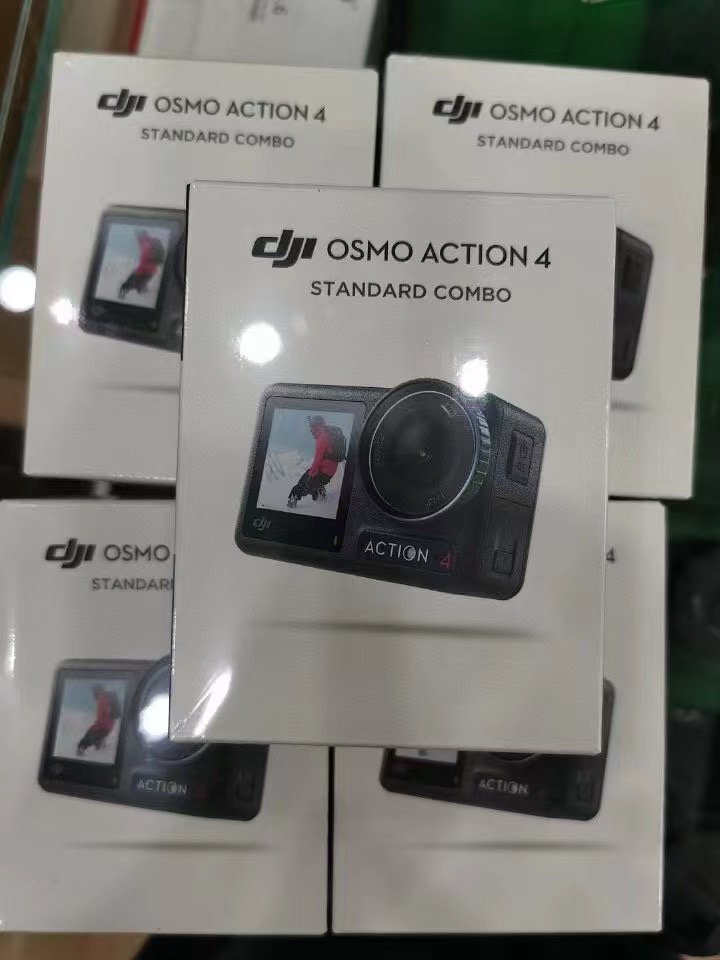 DJI Osmo Action 4 Standard Combo