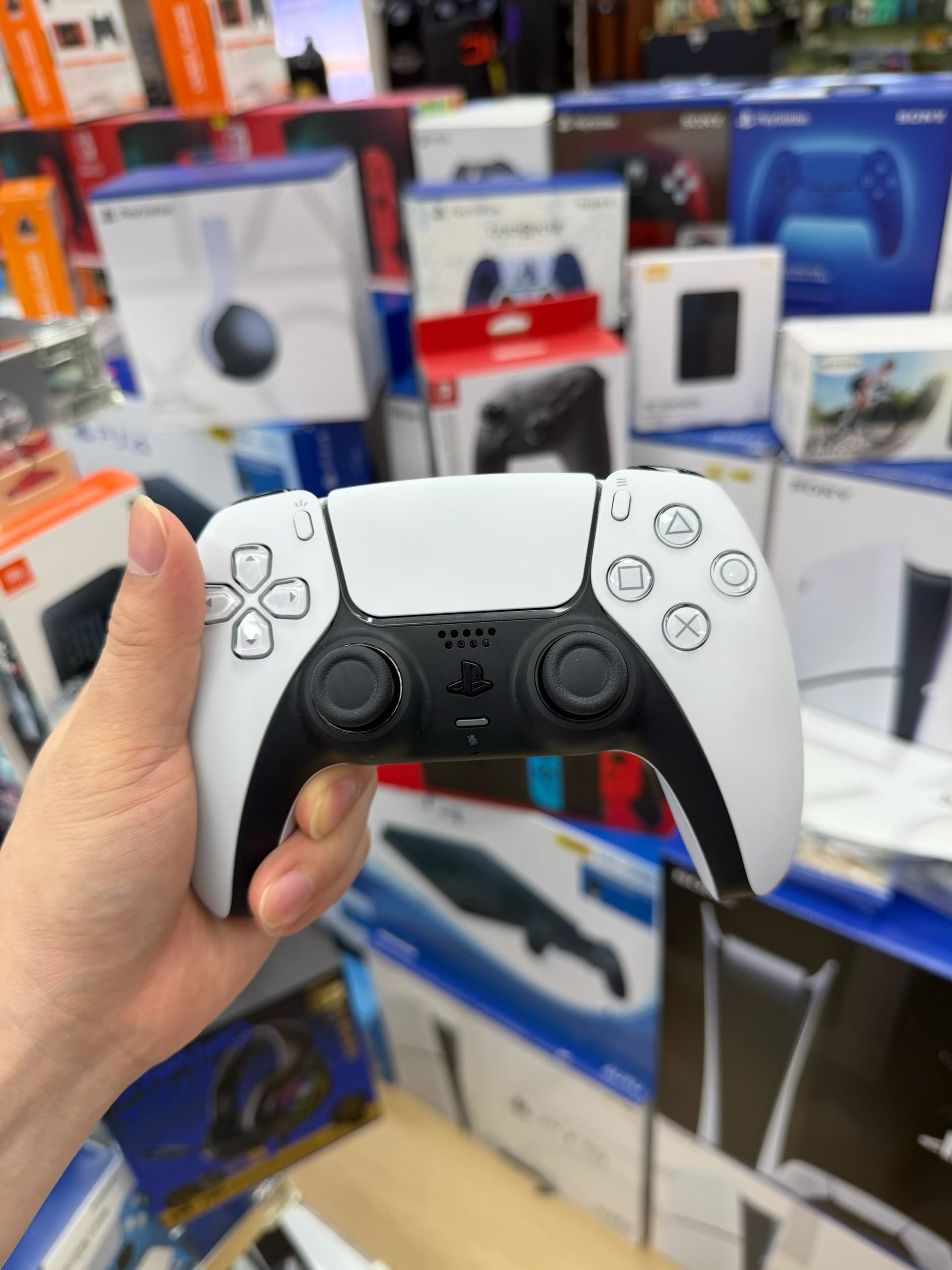 PlayStation 5 photo 6