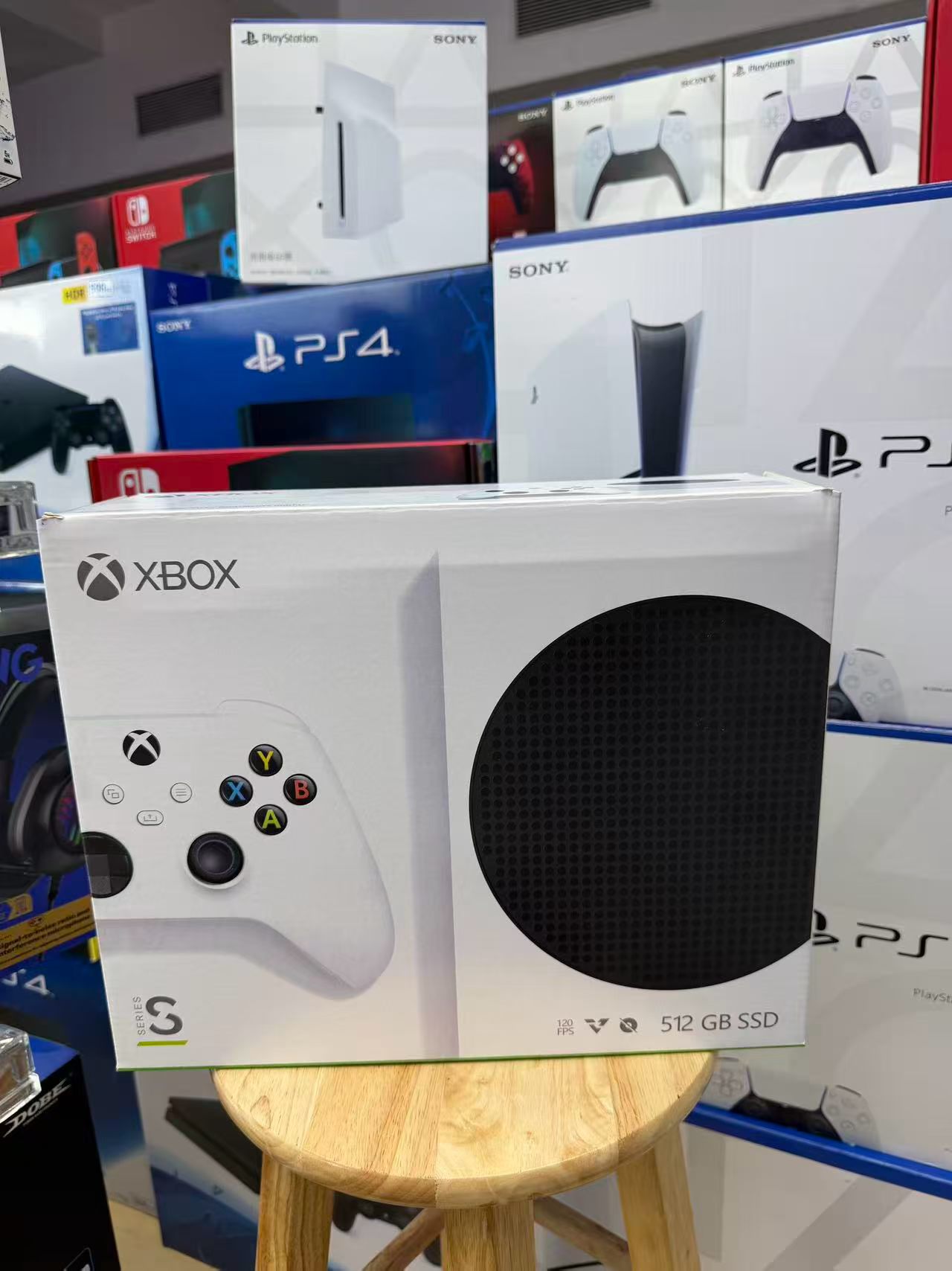 Xbox Series S photo 2