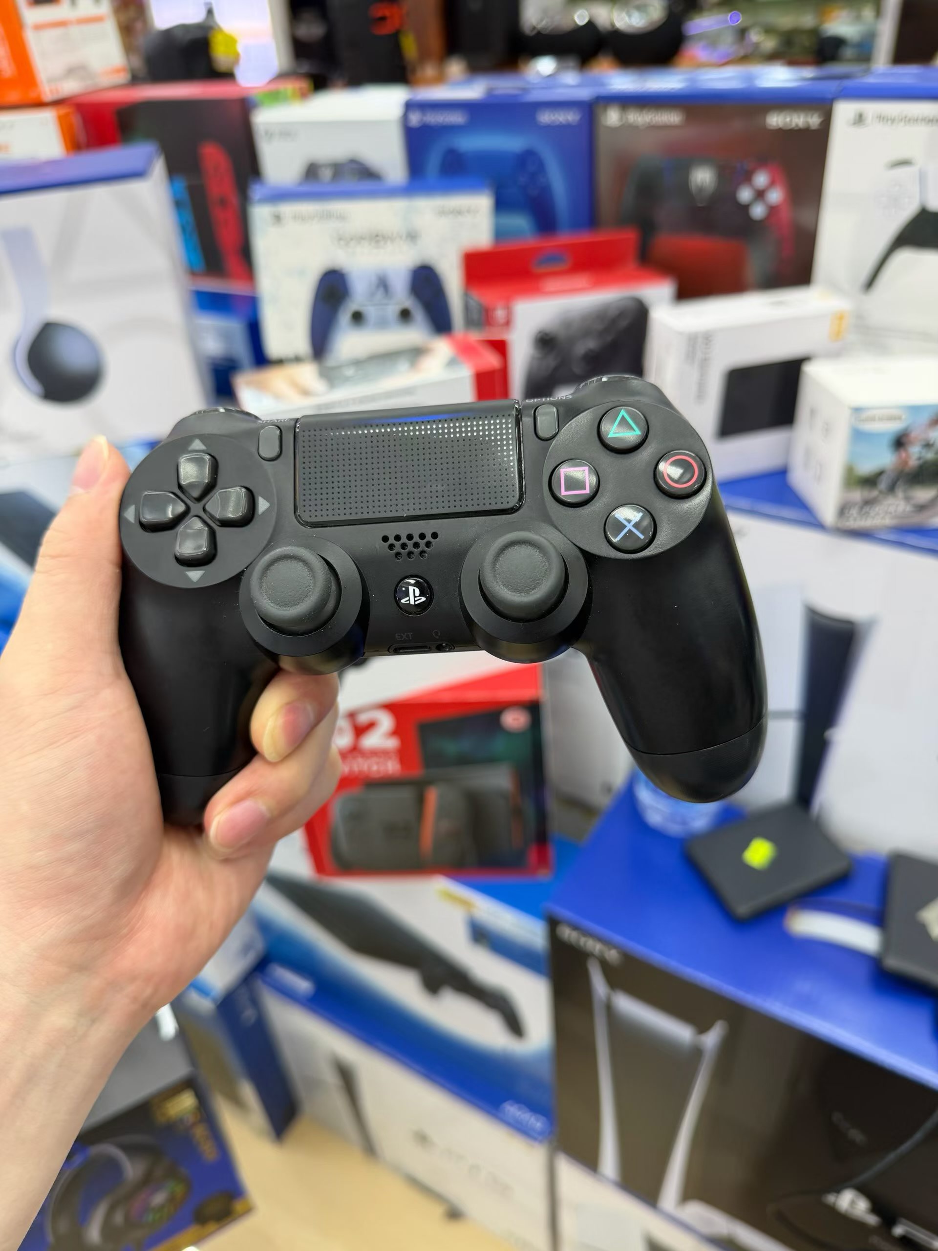 Play Station 4 photo 3
