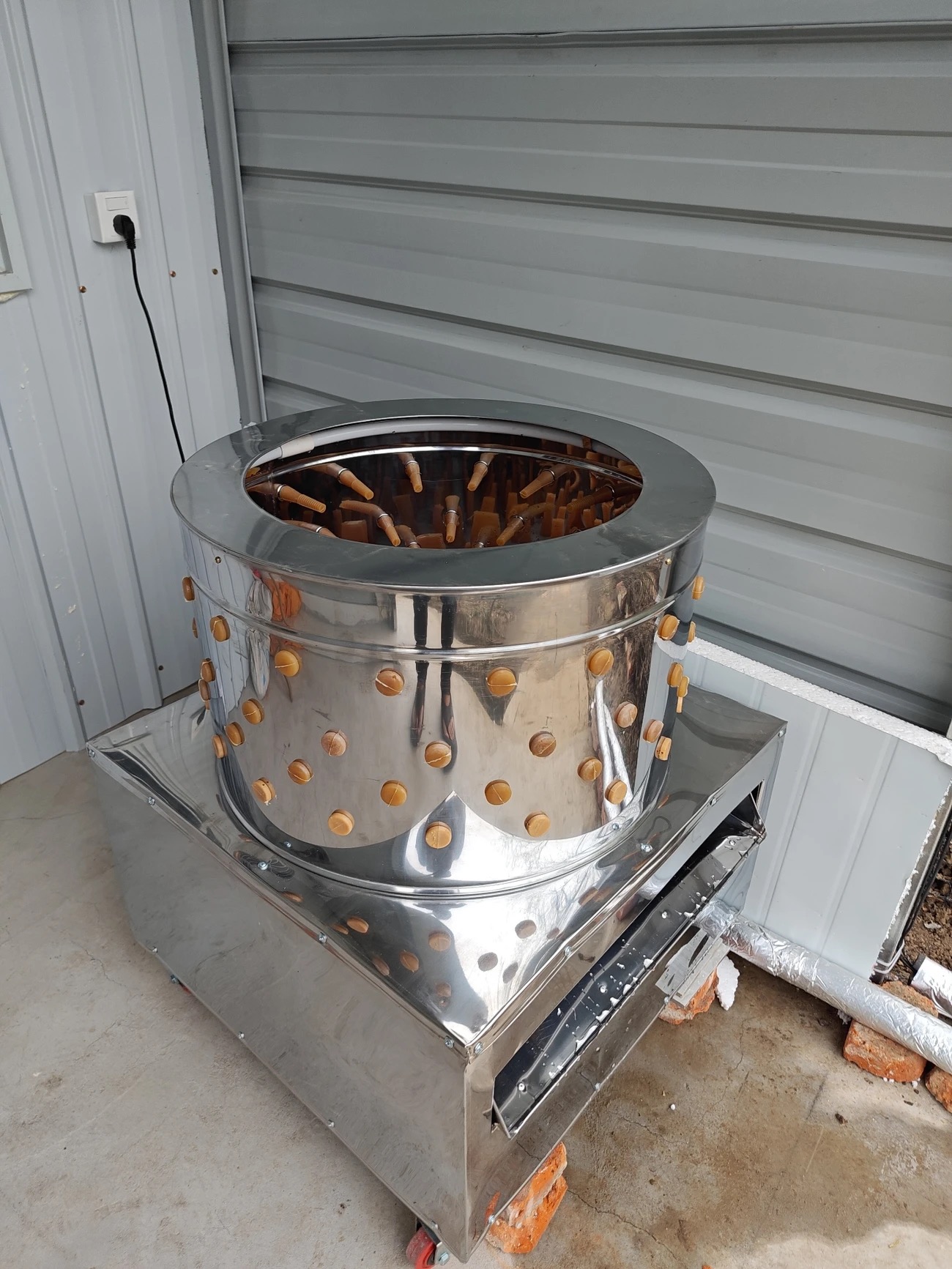 Poultry Defeathering Machine